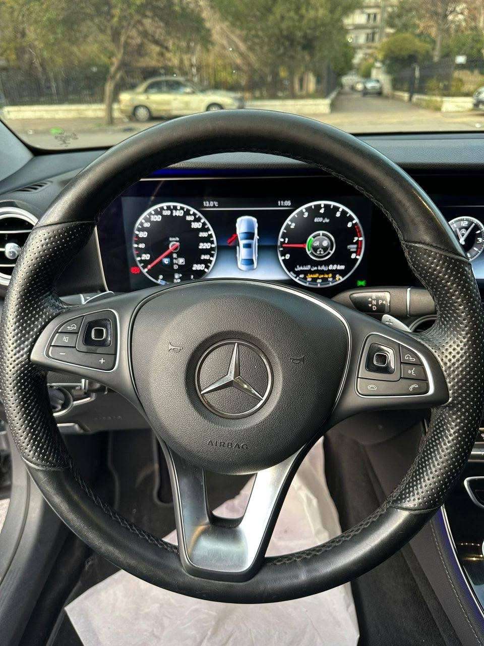 Mercedes-Benz E300 4Matic - دمشق - صورة 4