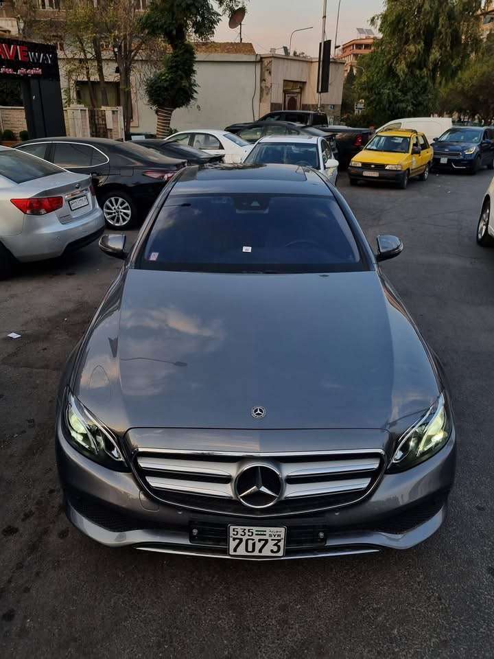 Mercedes-Benz E200 - دمشق