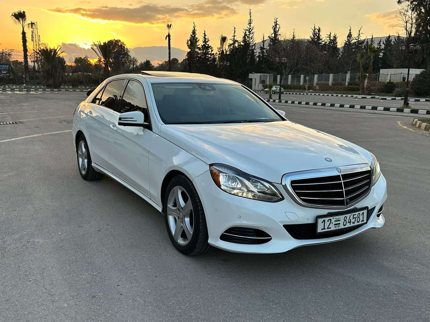 Mercedes E350 - دمشق