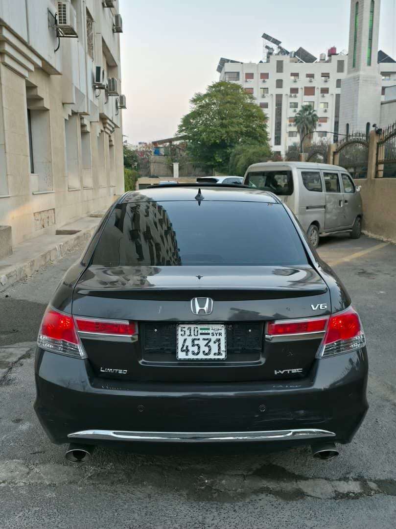 هوندا اكورد - دمشق