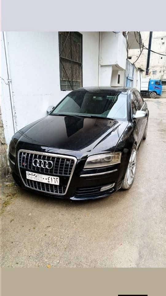Audi S8 - دمشق