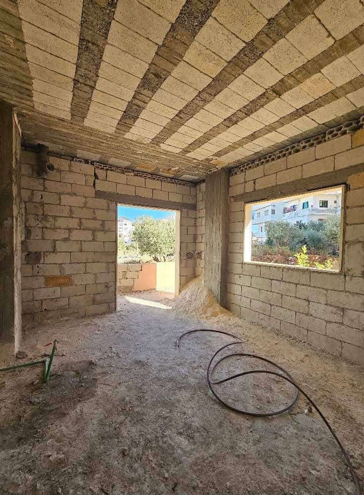 شقة ارضية على الهيكل بمساحة 125 - طرطوس - صورة 4