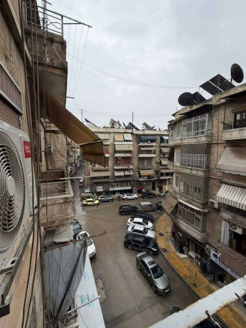شقة للبيع بمساحة مريحة - حلب - صورة 5