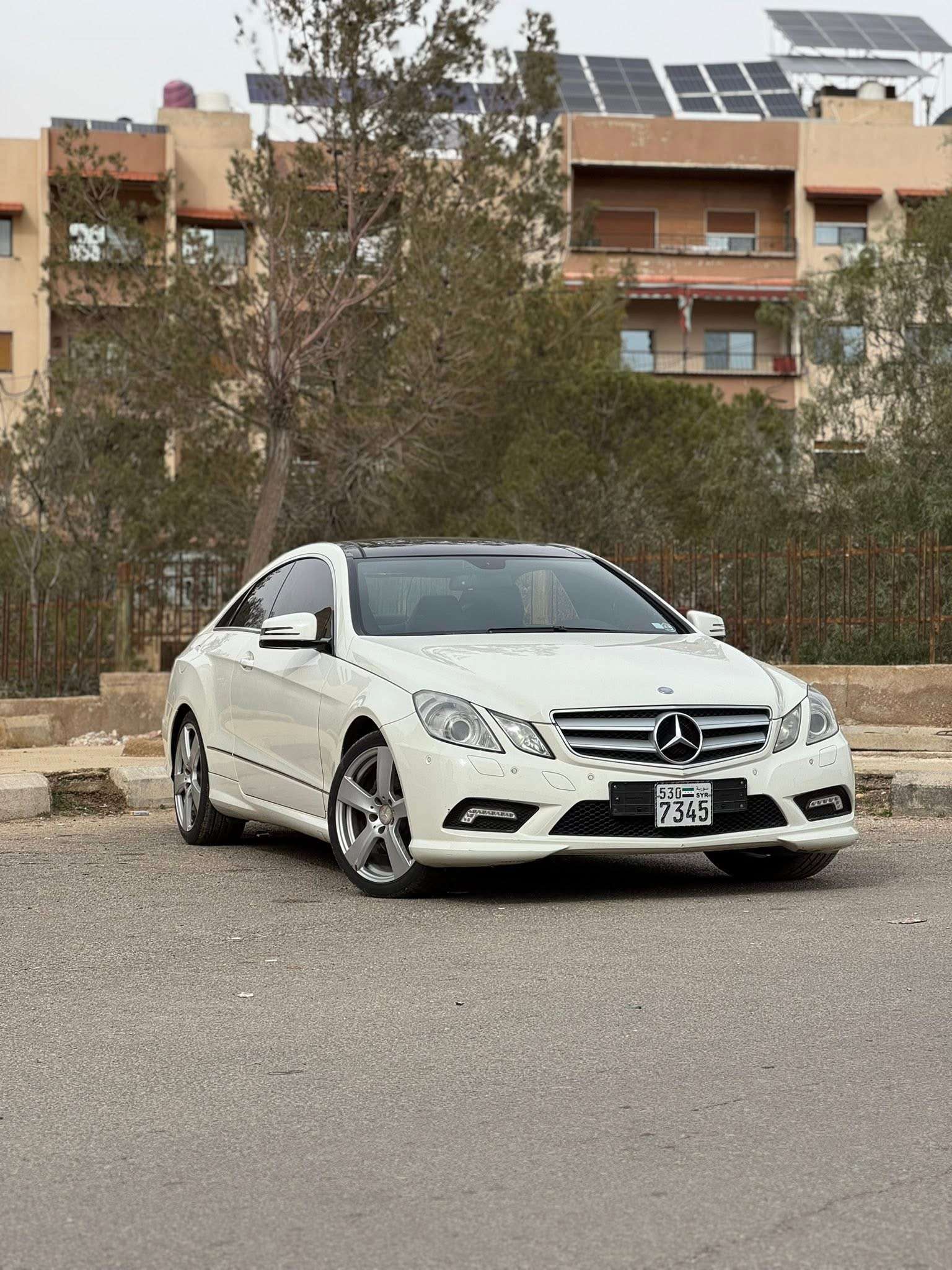 مرسيدس E350 - دمشق