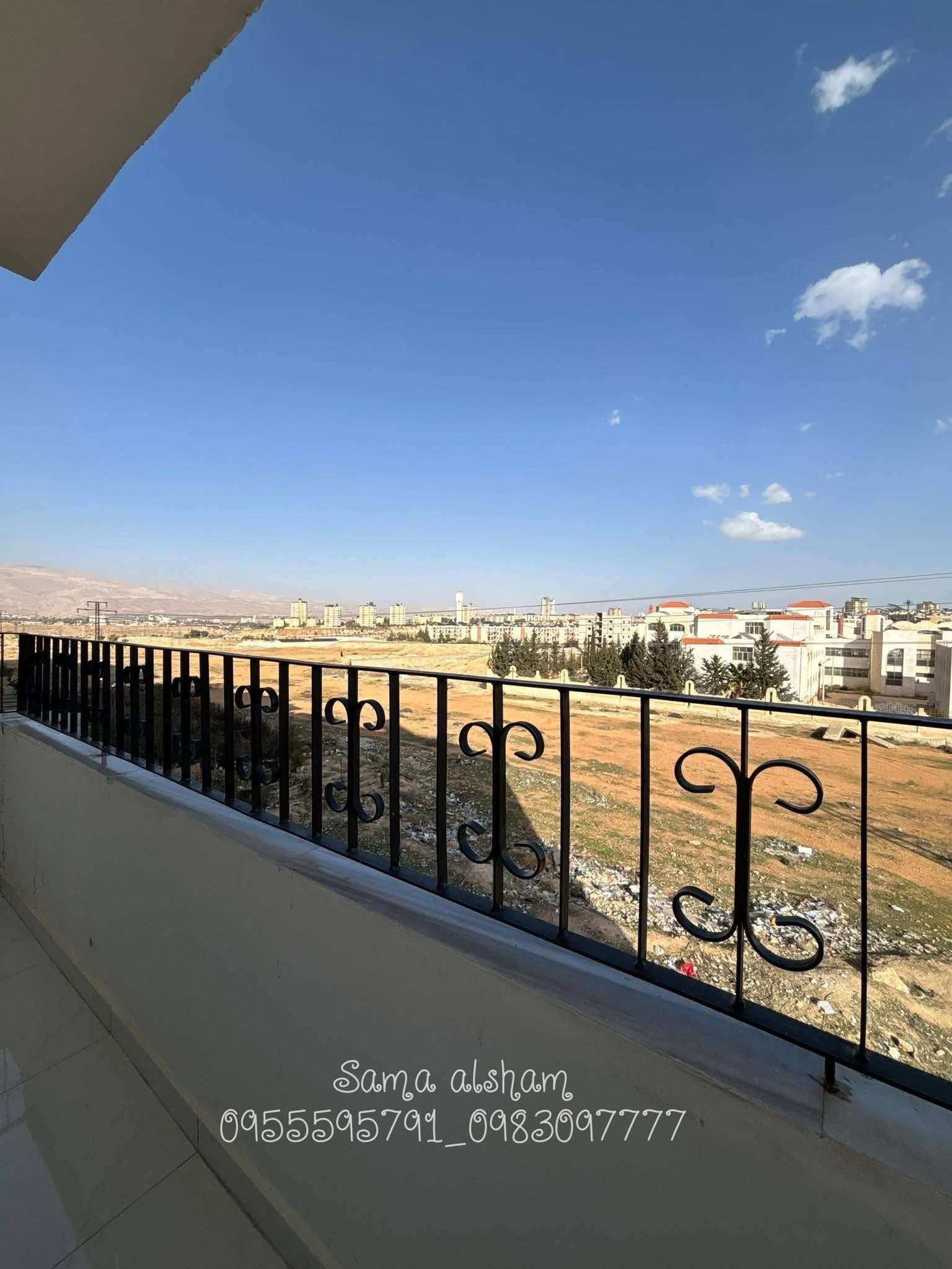 شقة باطلالة جميلة - دمشق