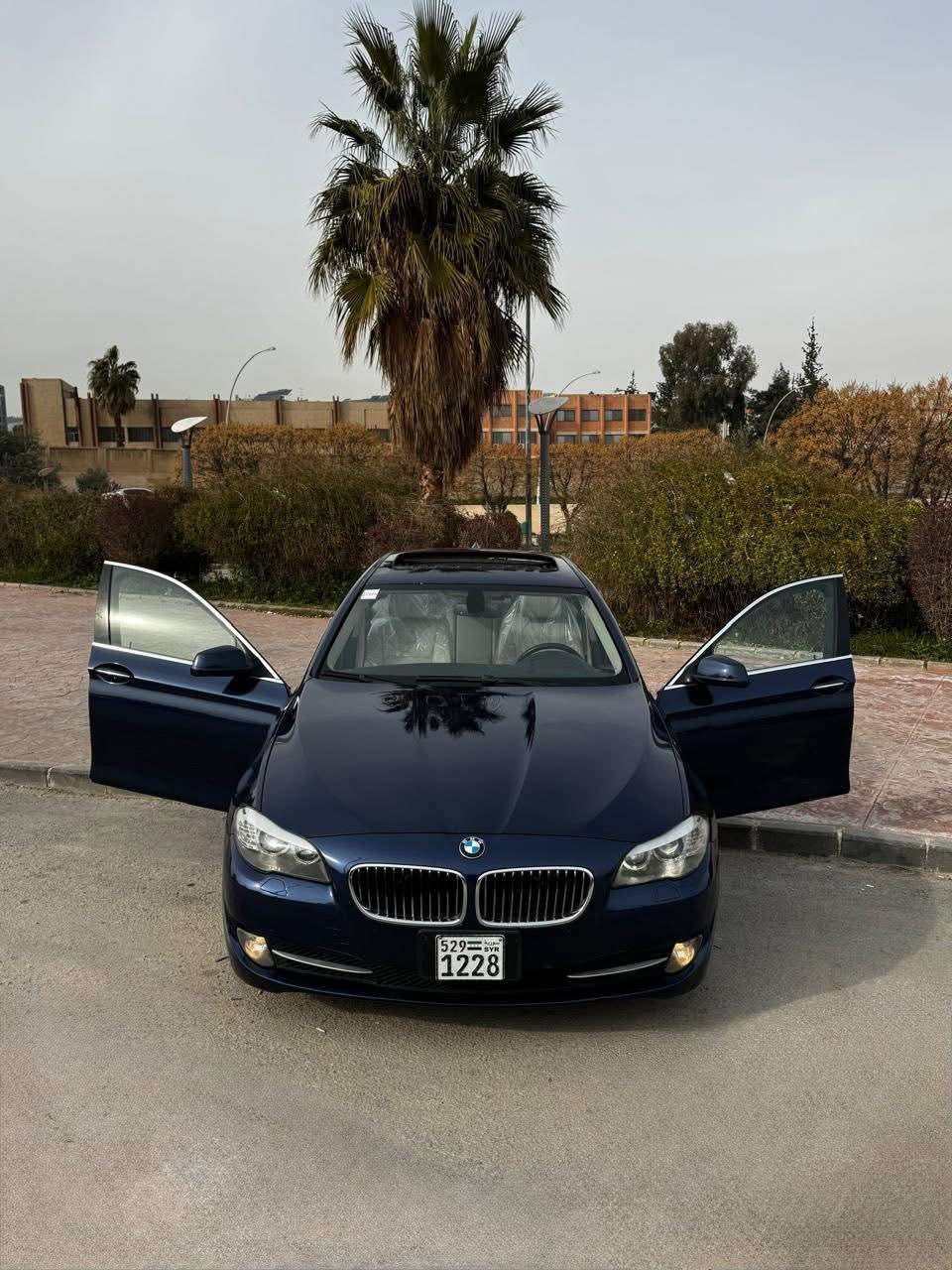 BMW 528i - دمشق