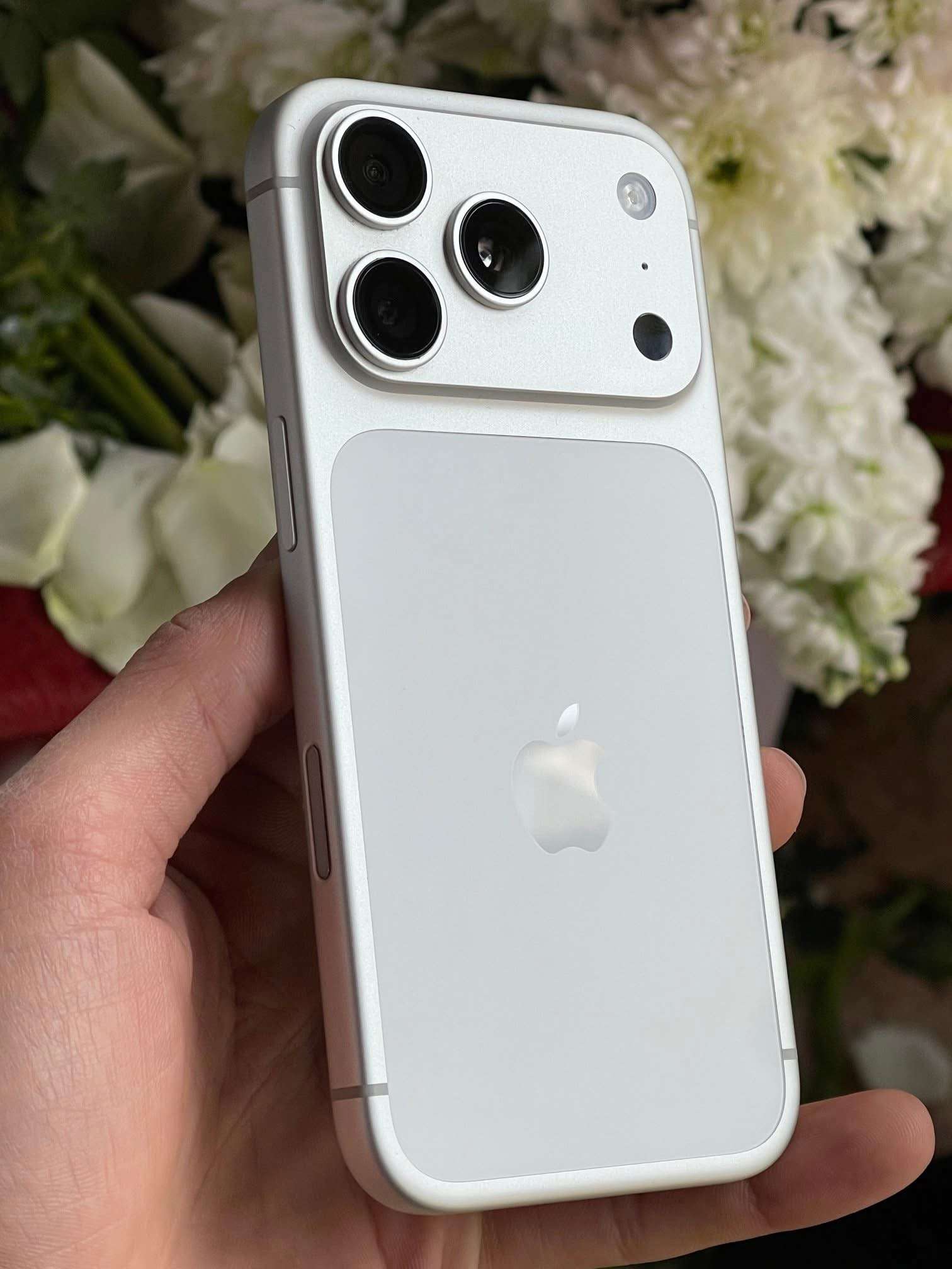 iPhone 17 Pro - طرطوس