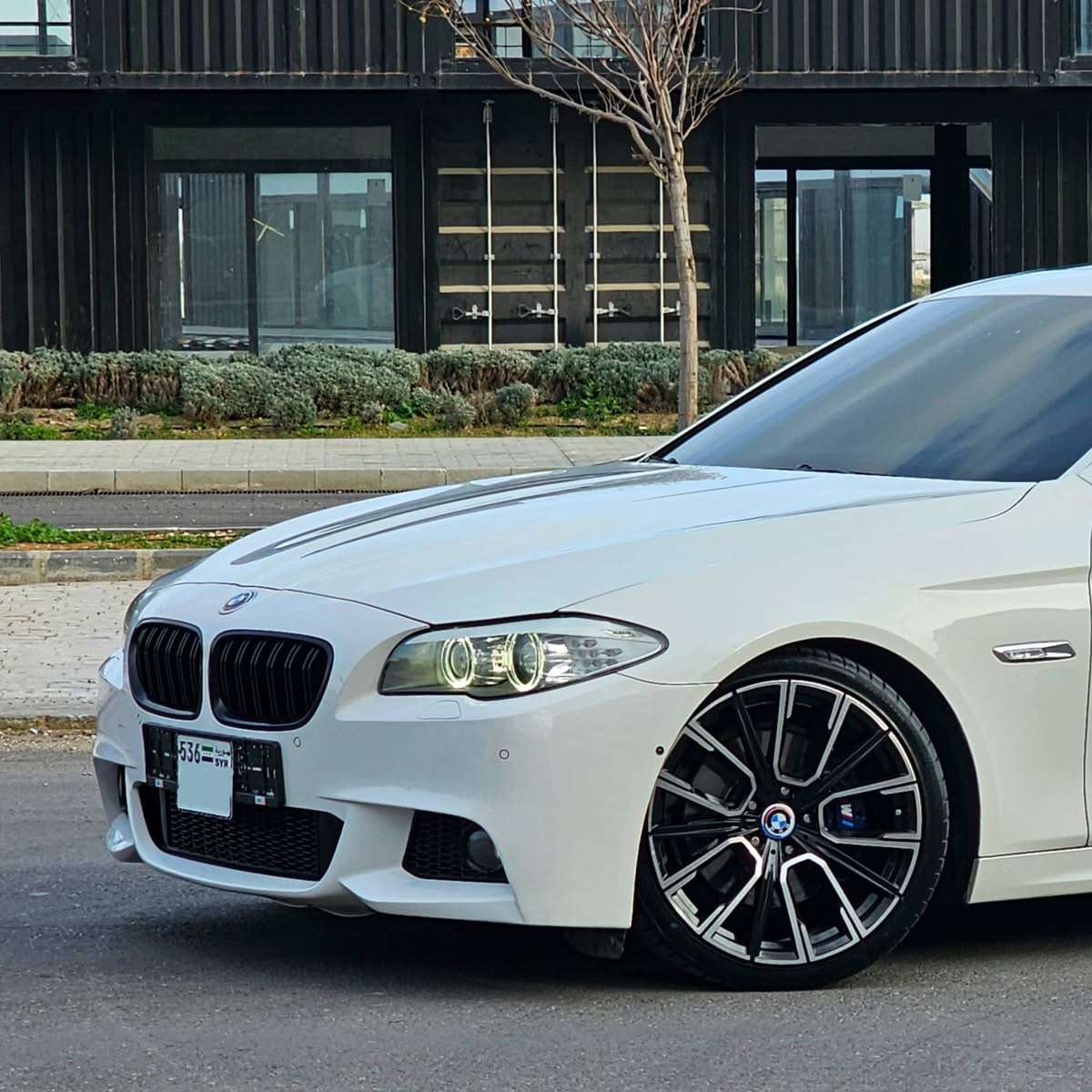 BMW 550 - دمشق