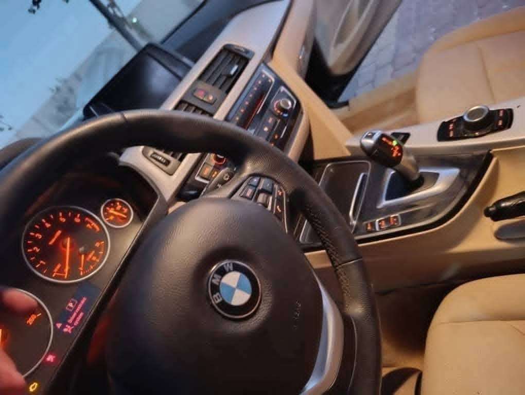 BMW 320 - جاسم - صورة 4
