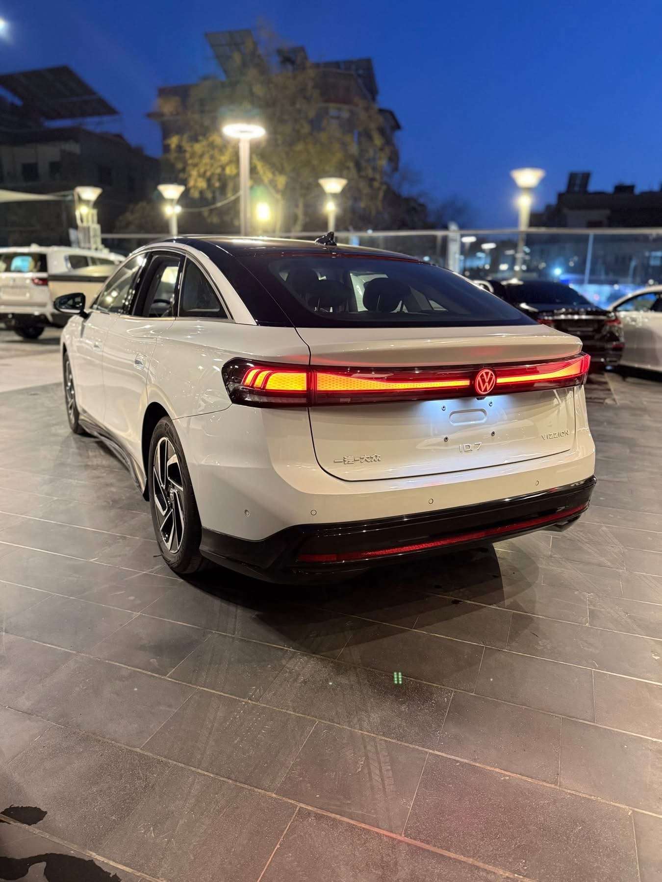 Volks Wagen iD 7 Pro - دمشق - صورة 3