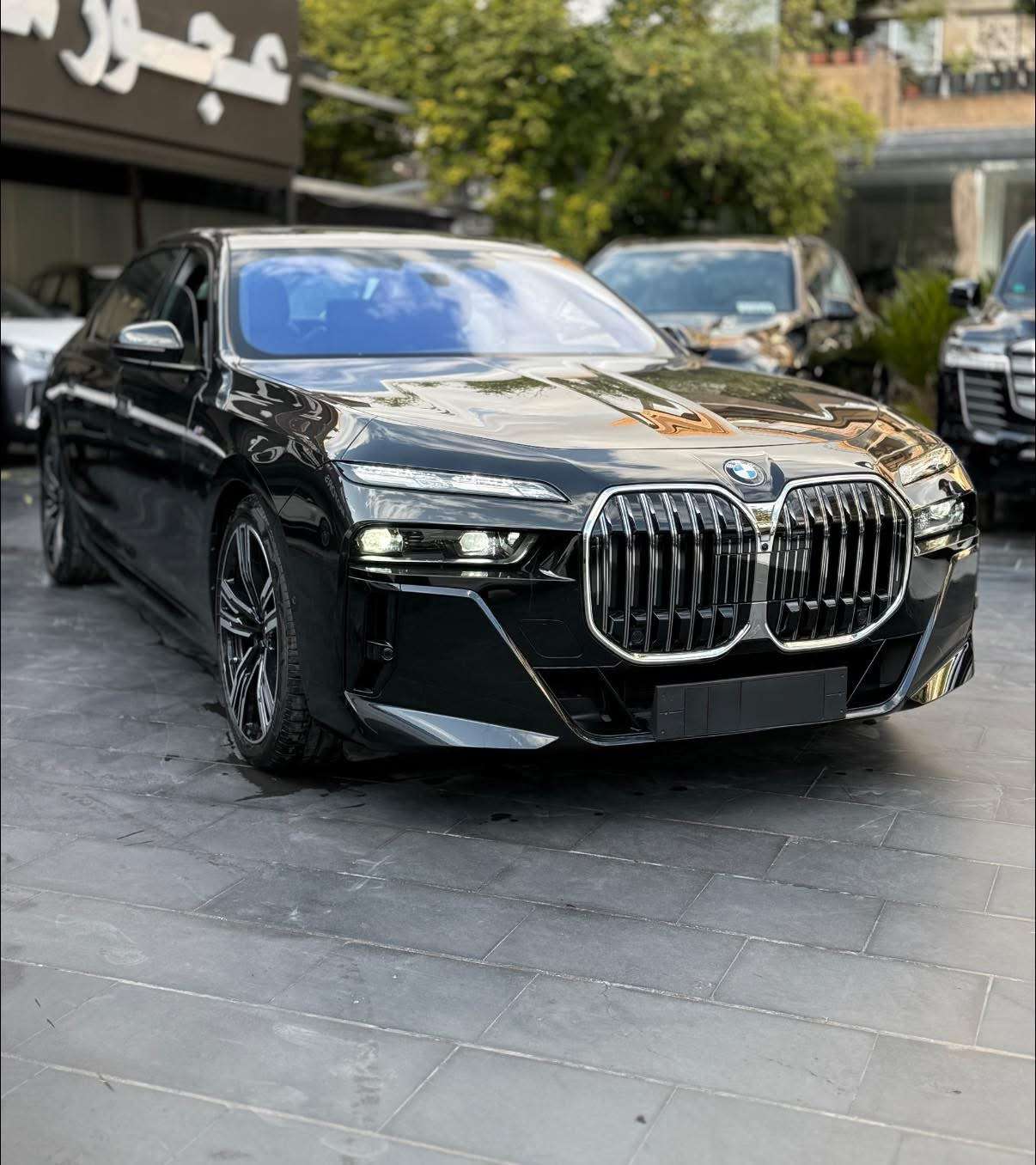 BMW 735i - دمشق