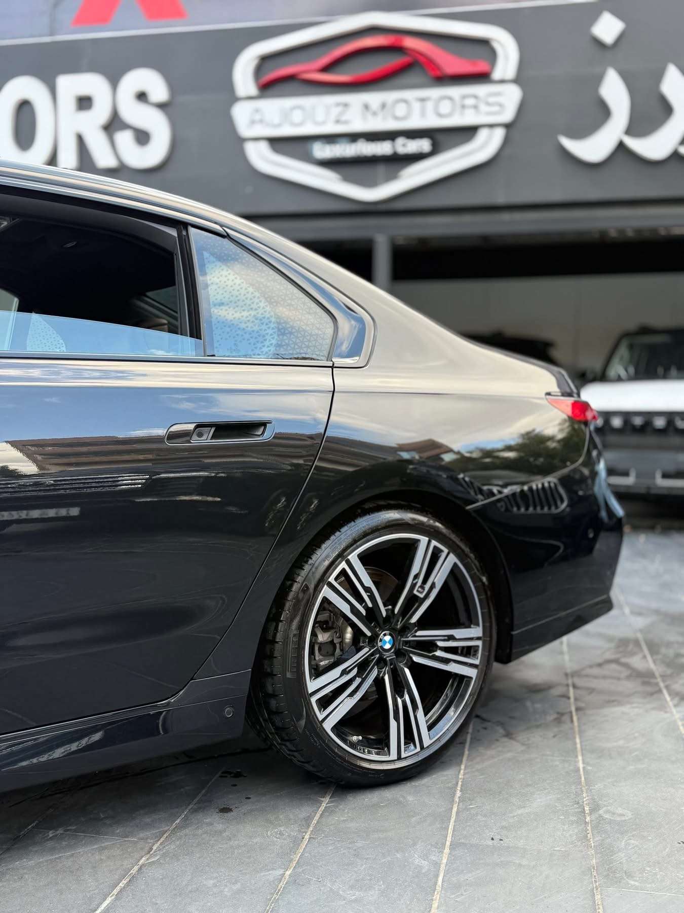 BMW 735i - دمشق - صورة 3