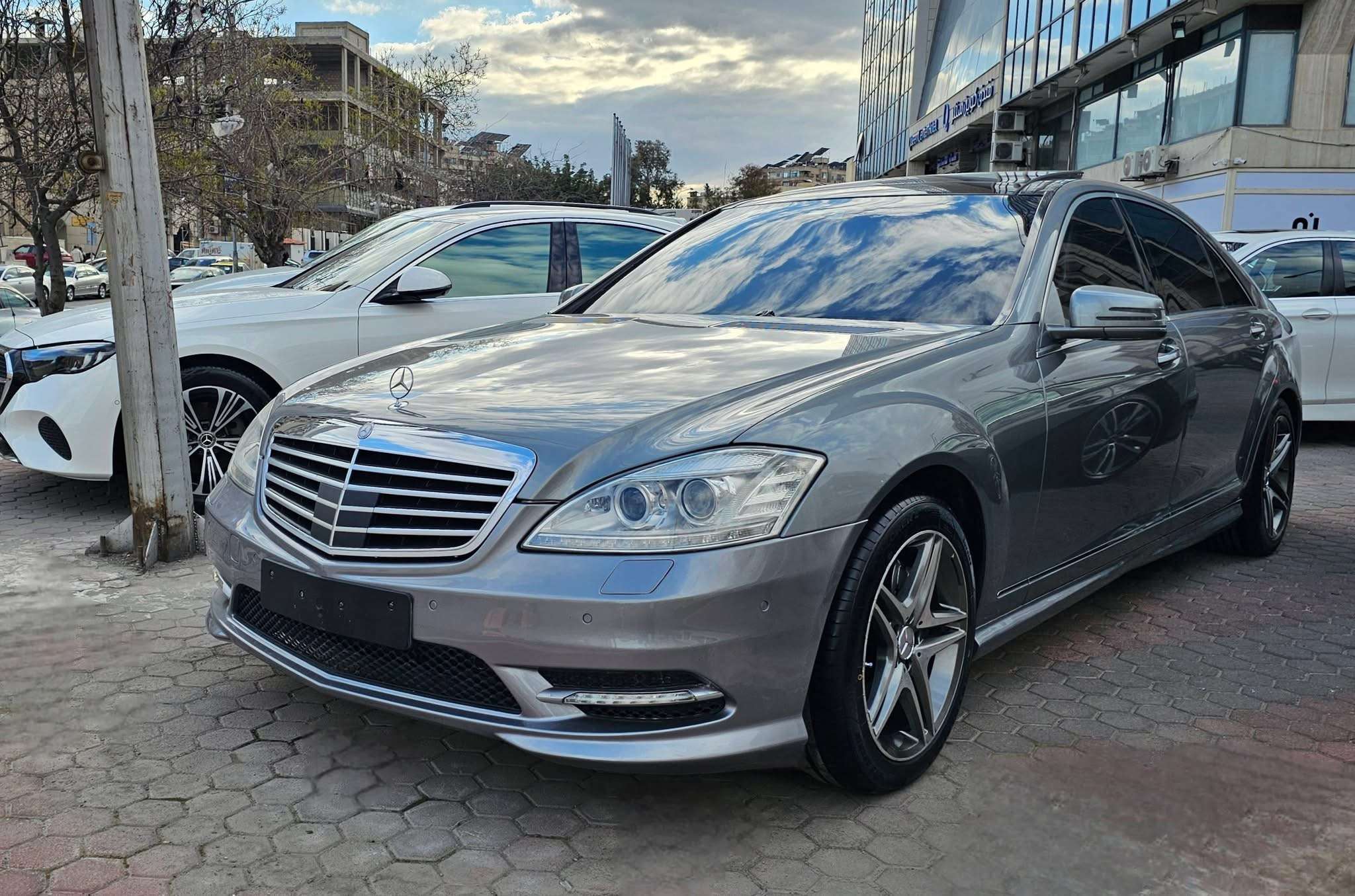 مرسيدس S350 - دمشق