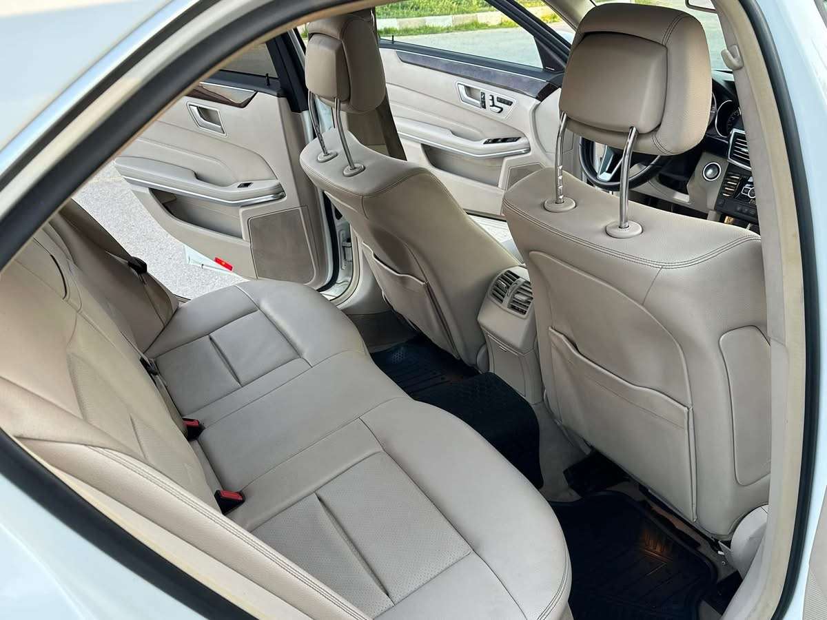 Mercedes E350 - دمشق - صورة 4