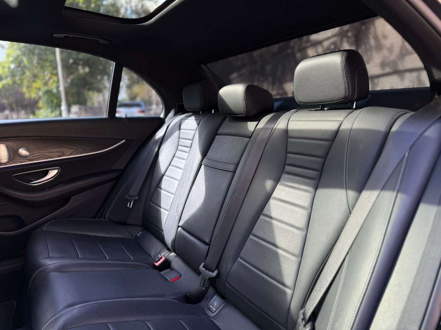 Mercedes E400 4Matic - دمشق - صورة 6