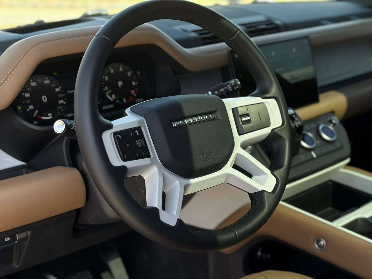 Land Rover Defender - دمشق - صورة 3
