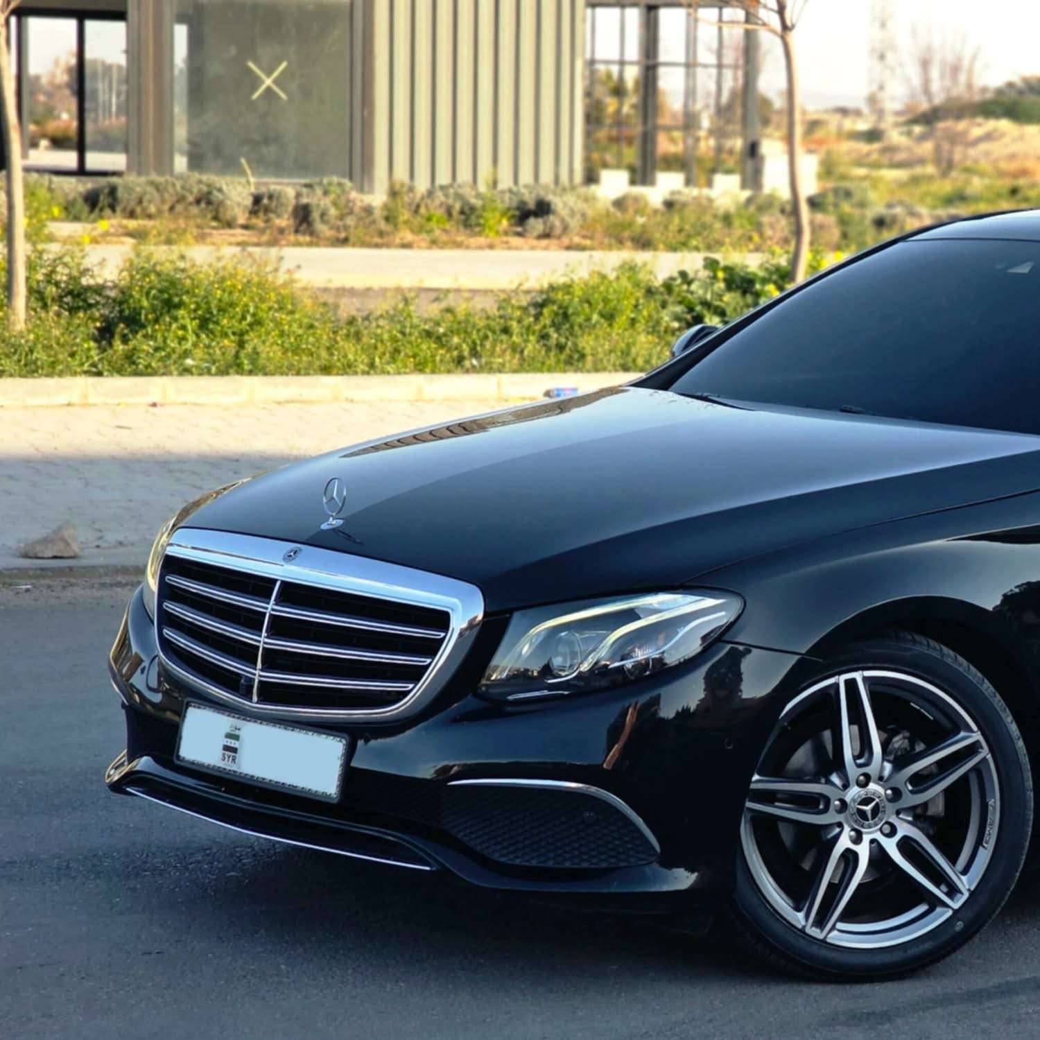 Mercedes E200 - دمشق