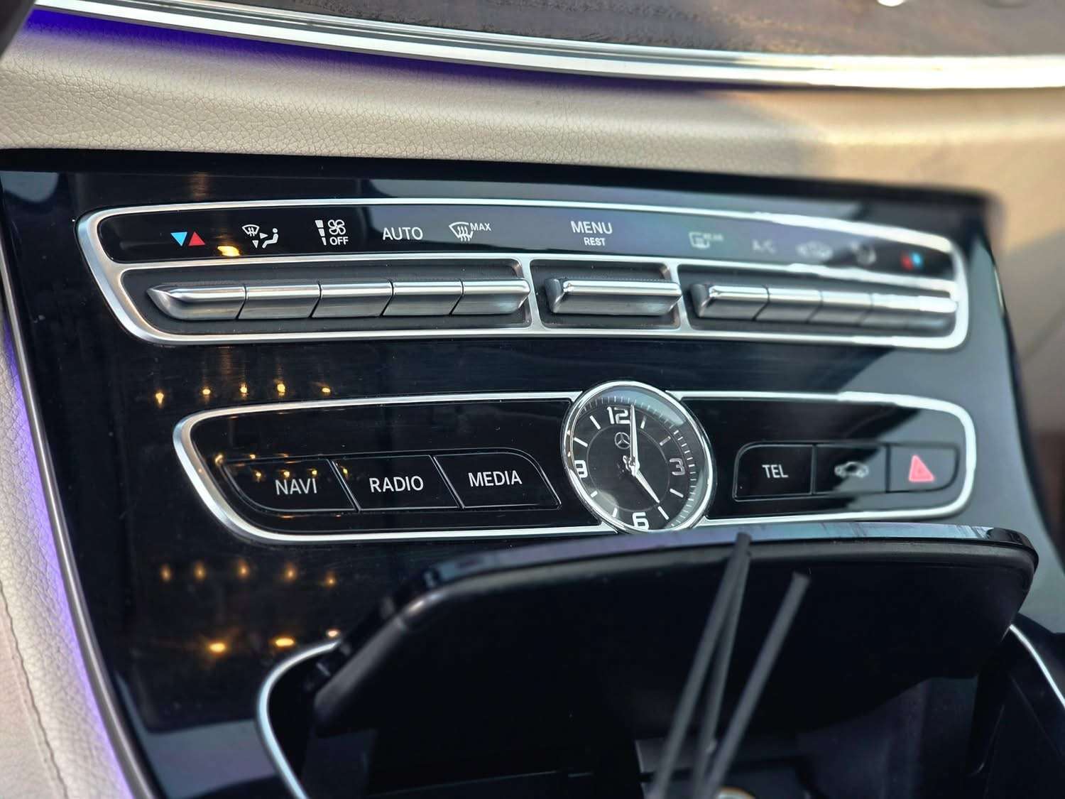 Mercedes E200 - دمشق - صورة 5