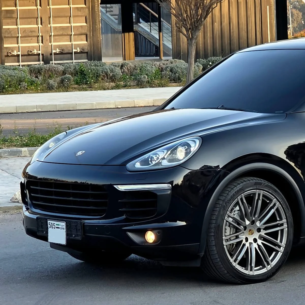 Porsche Cayenne S - دمشق