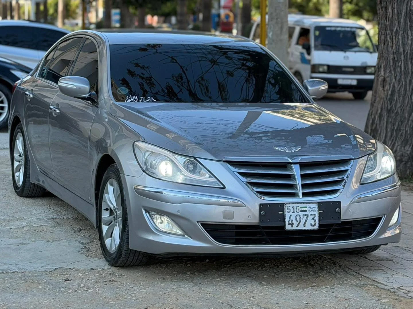 هايونداي جينسس - طرطوس