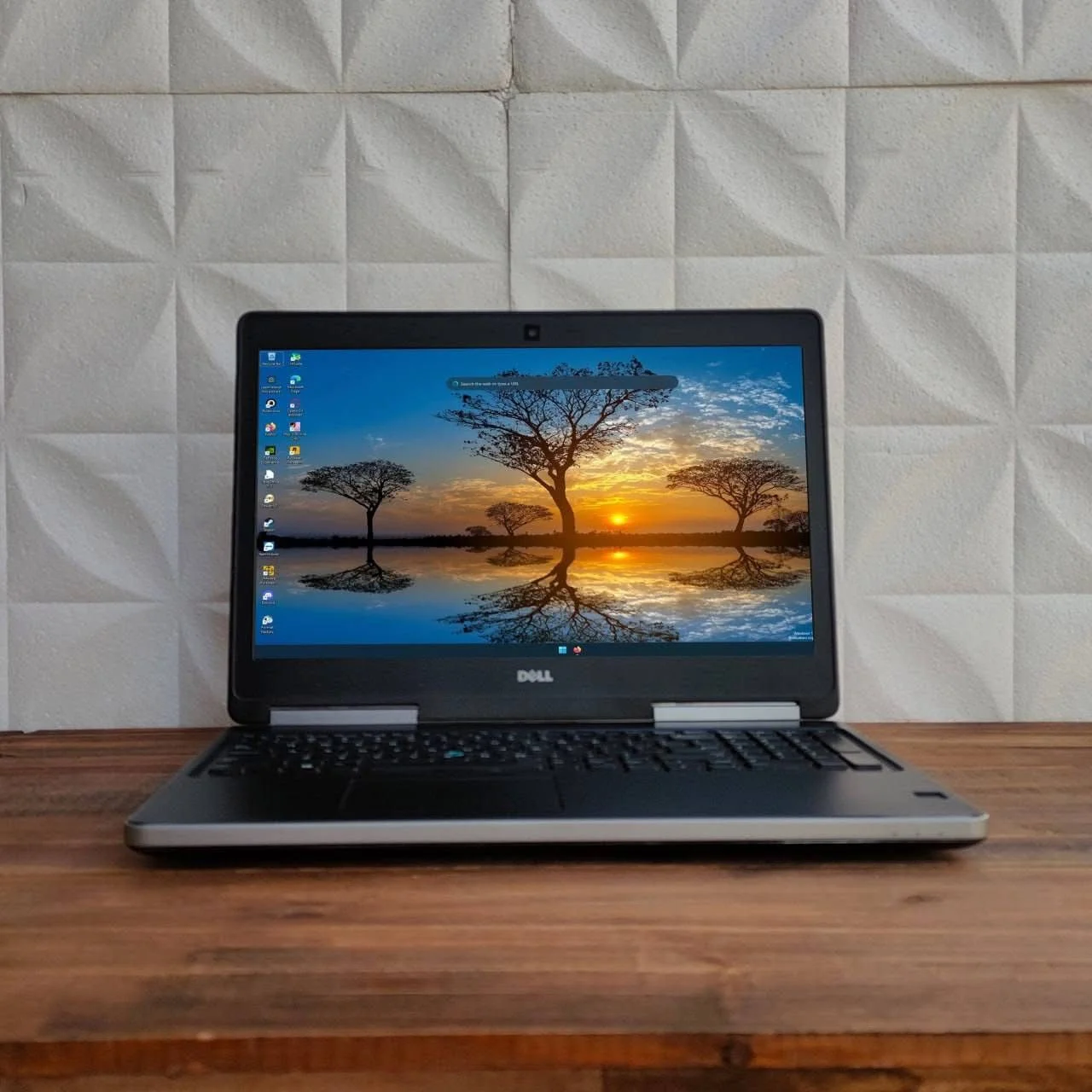 Dell 7520 - دمشق