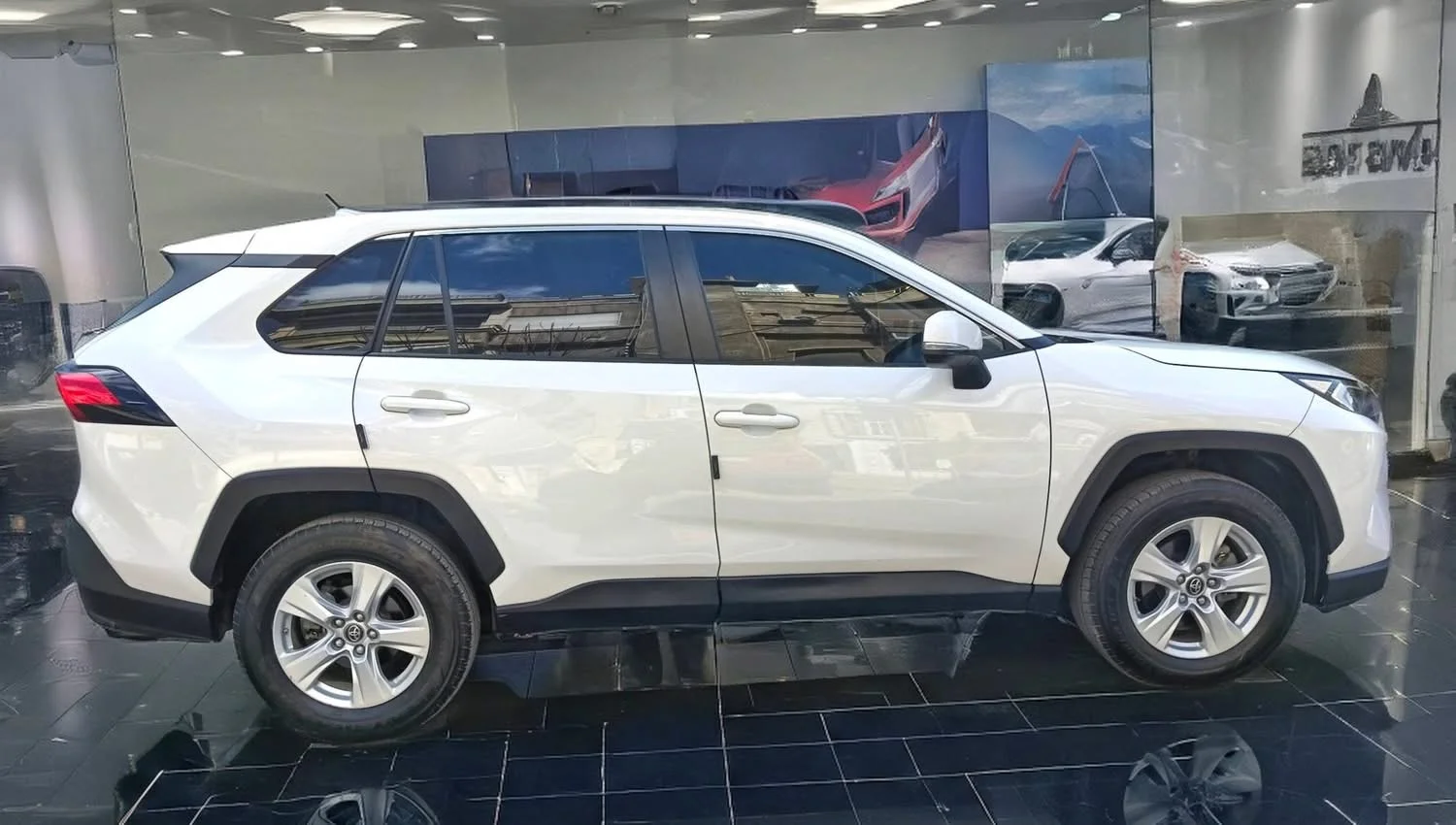تويوتا RAV4 - دمشق - صورة 3