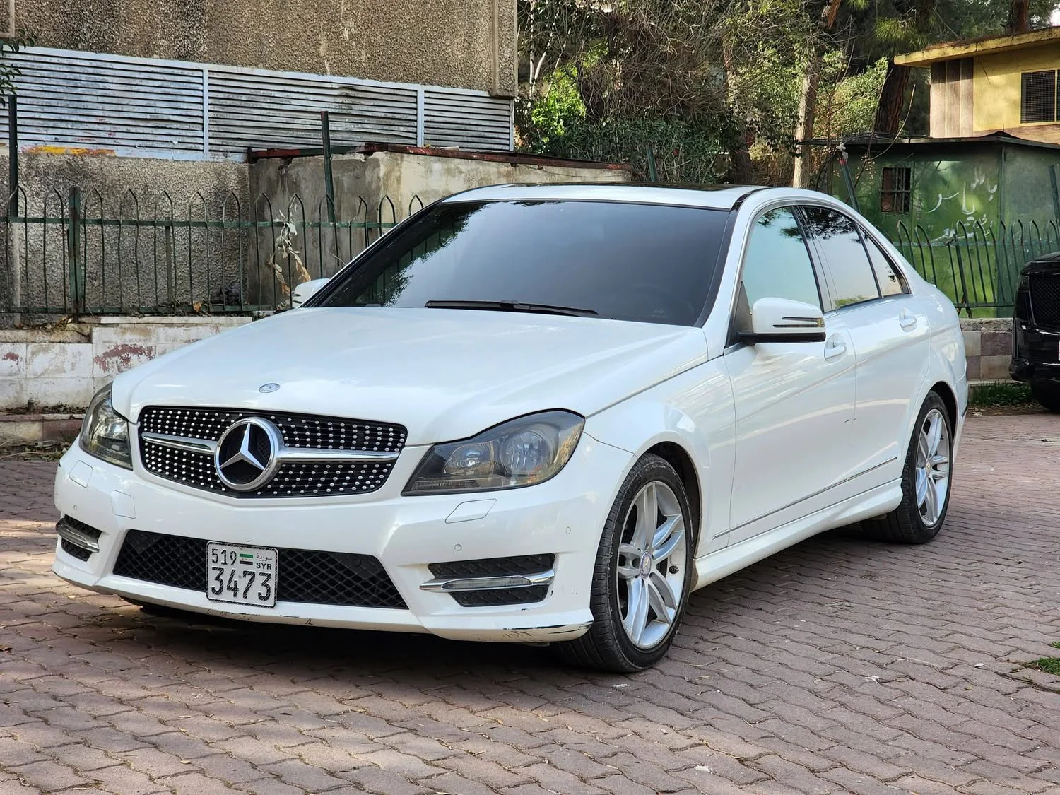مرسيدس C300 - دمشق