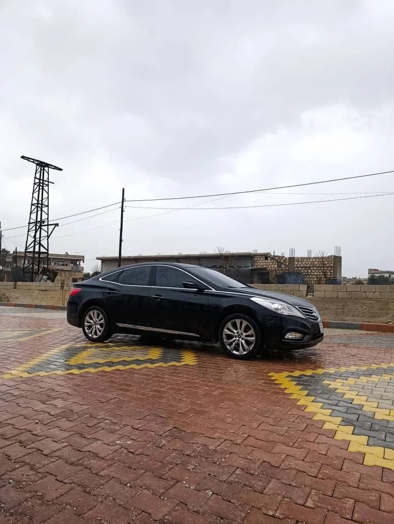 Hyundai Azera - بنش