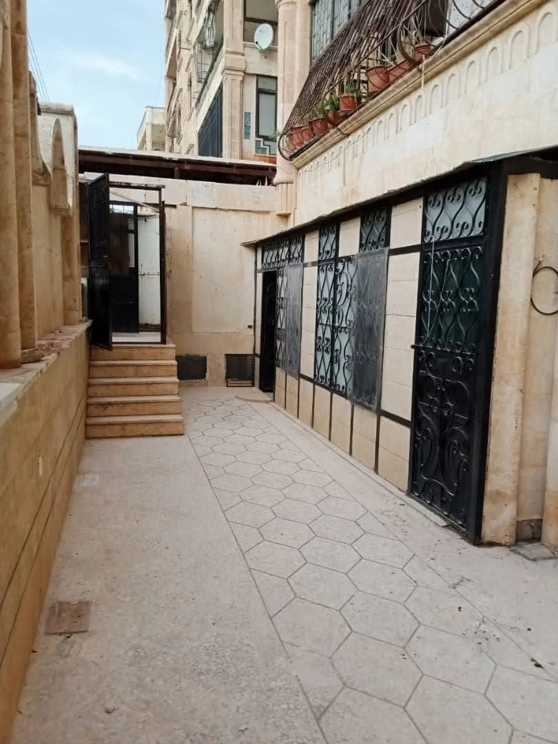 شقة غير مفروشة للإيجار - حلب - صورة 2