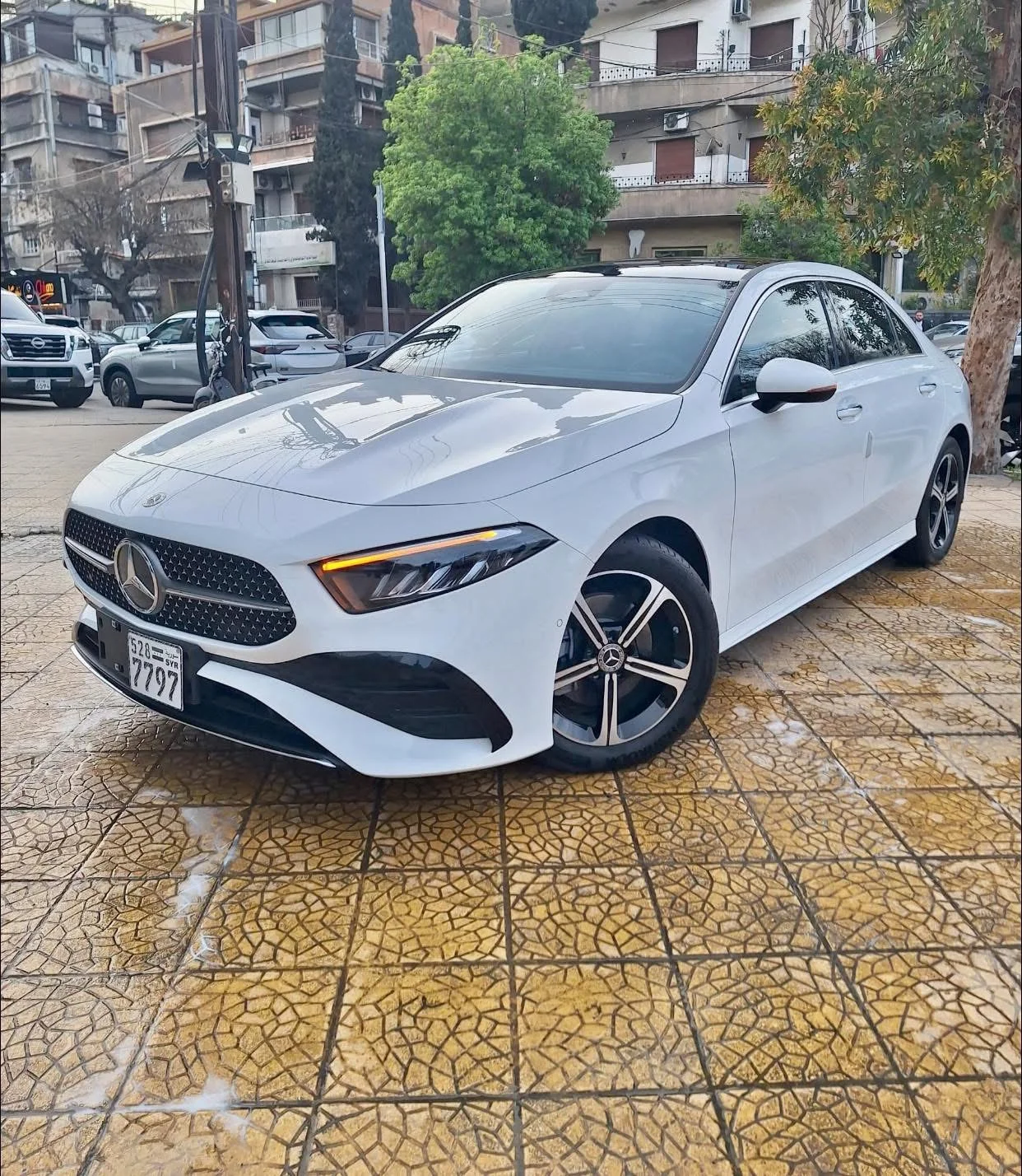مرسيدس A200 l - دمشق