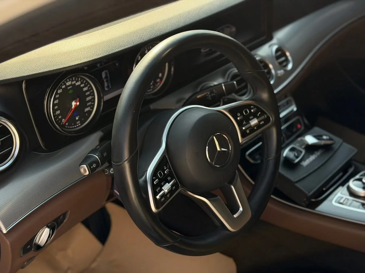 Mercedes E300 - حلب - صورة 3