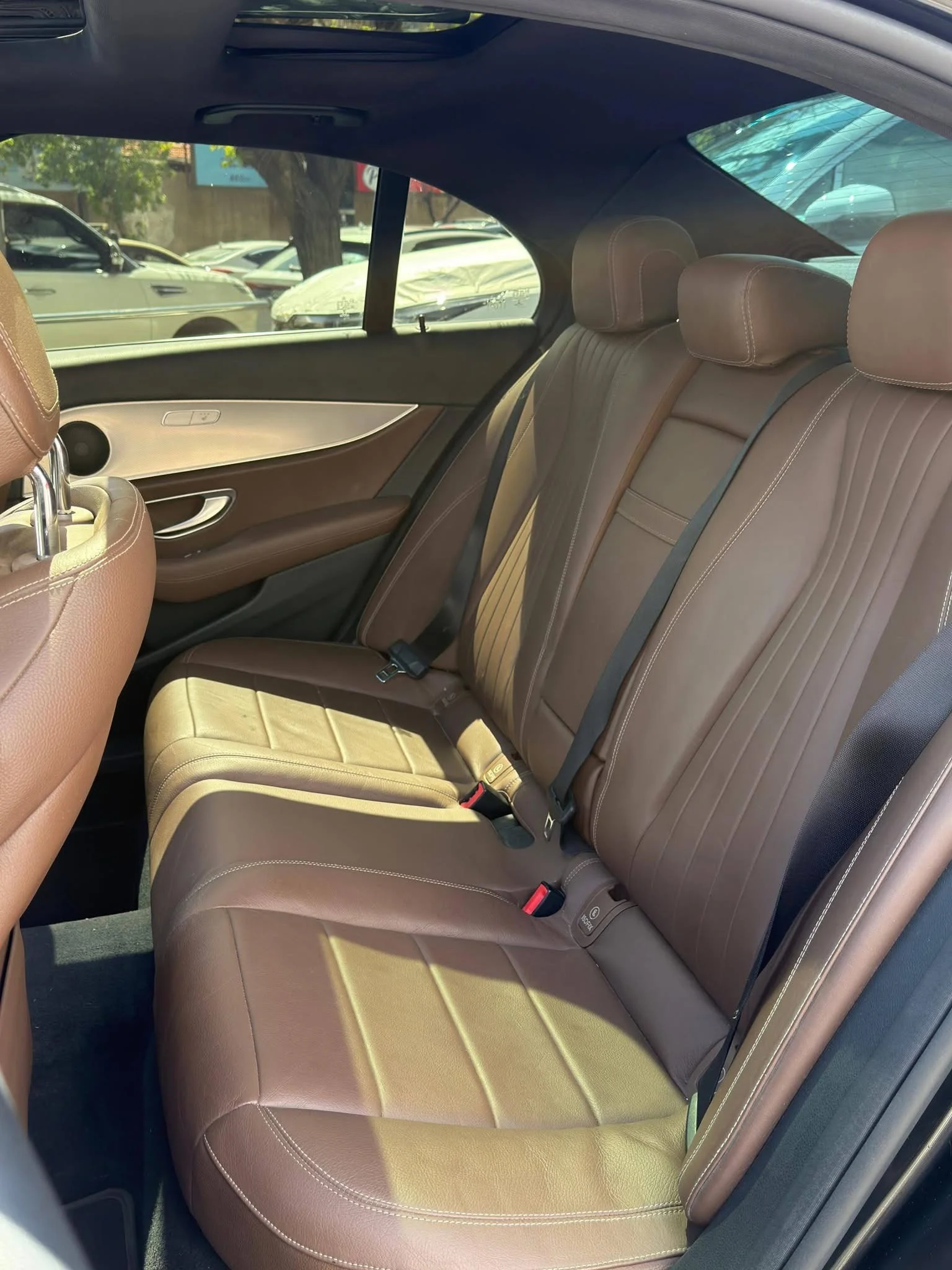 Mercedes-E 300 - دمشق - صورة 4