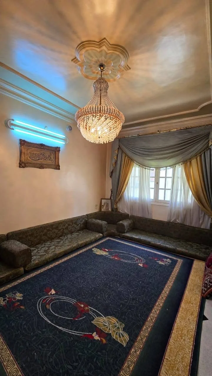 شقة بمساحة 300 م - حلب