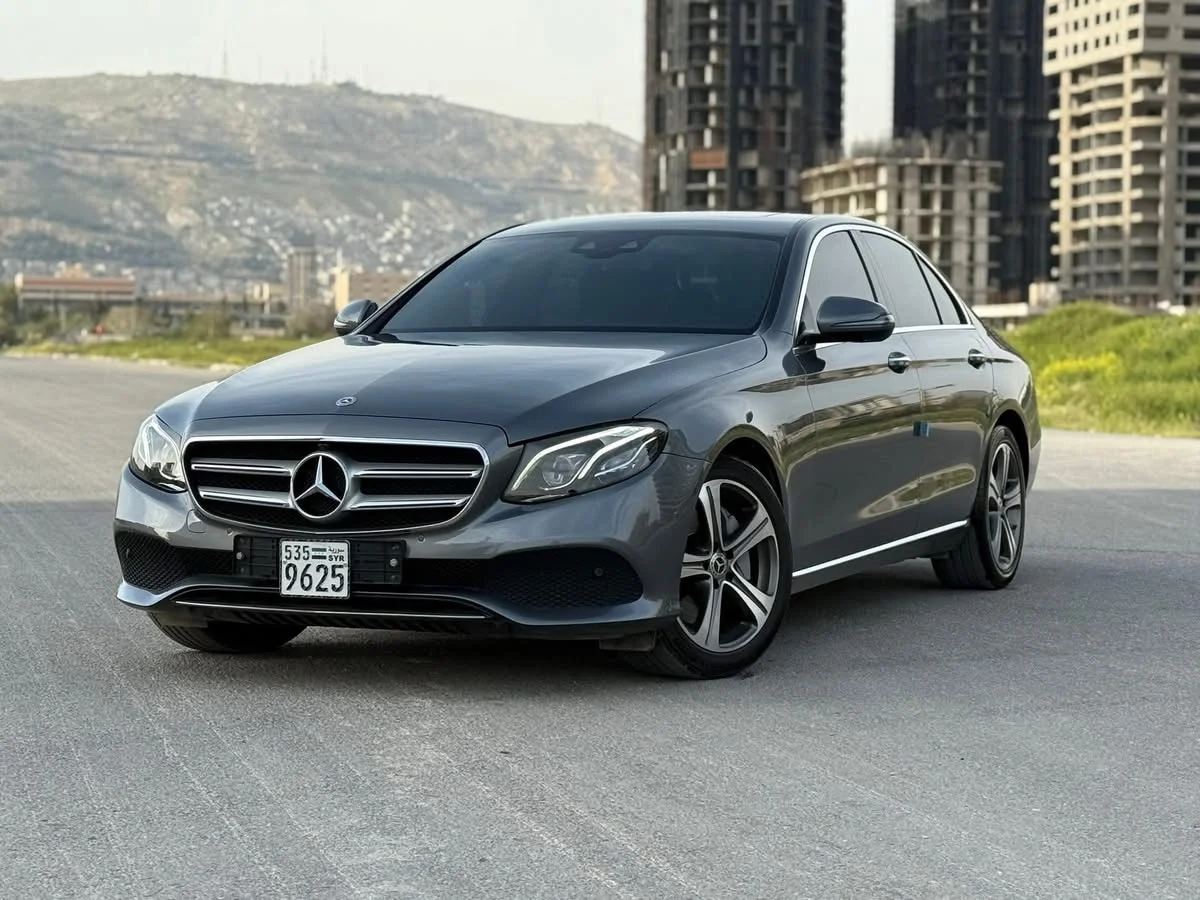 Mercedes E300 - دمشق