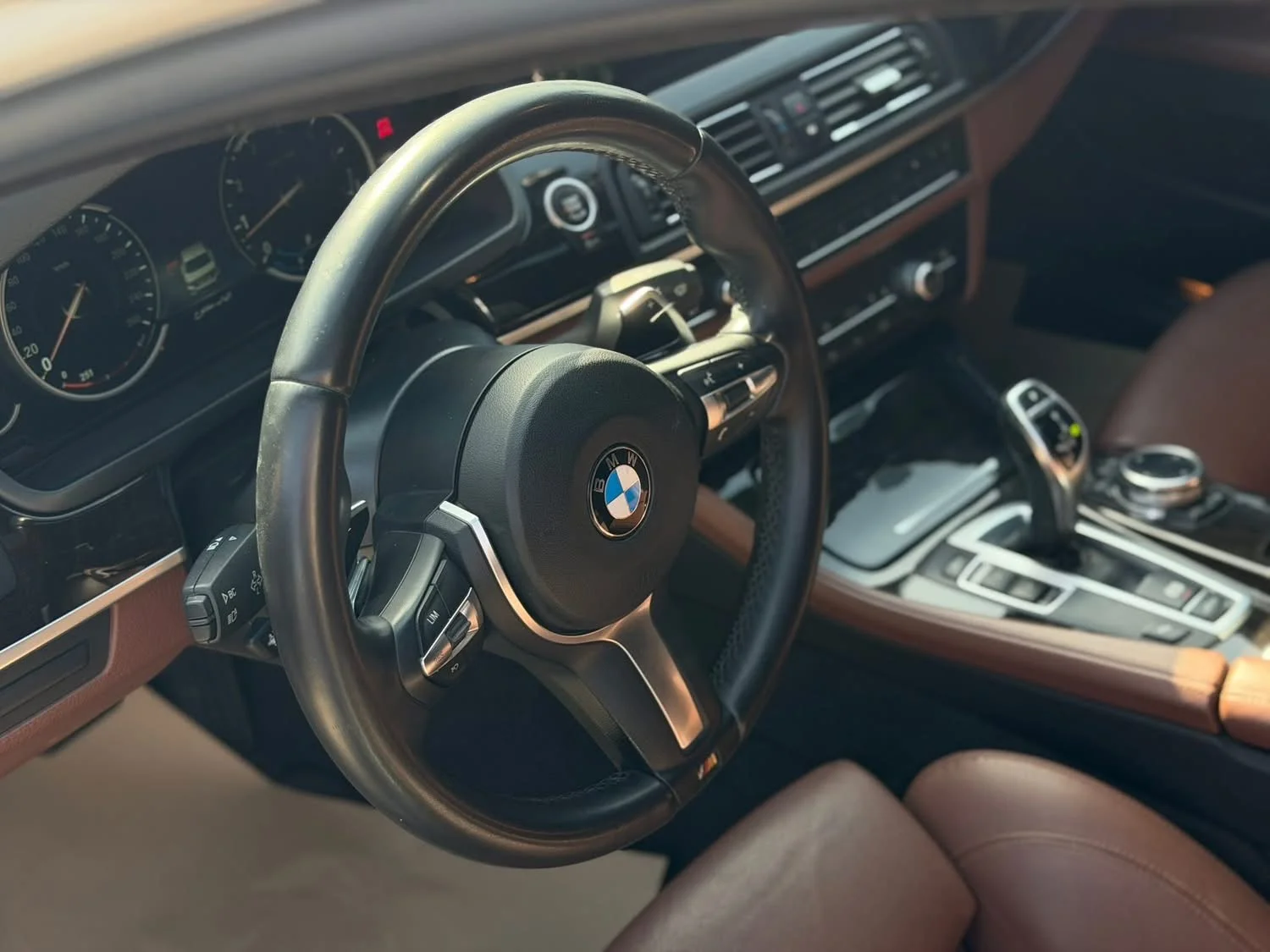 BMW 528 i - حلب - صورة 6