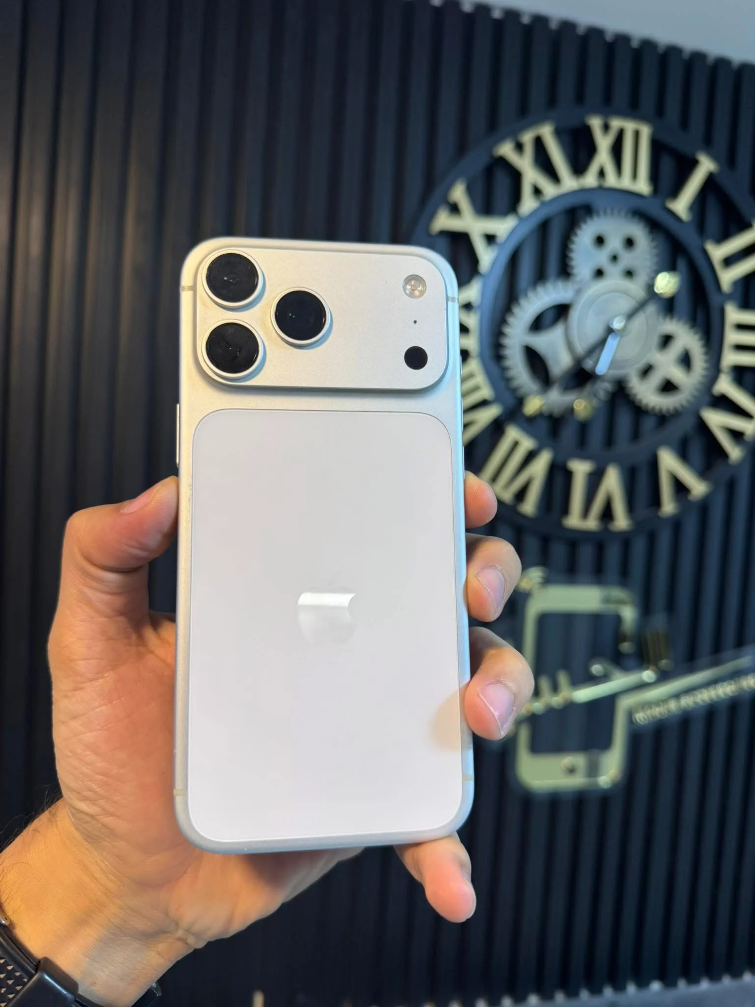 iPhone 17 Pro Max - طرطوس