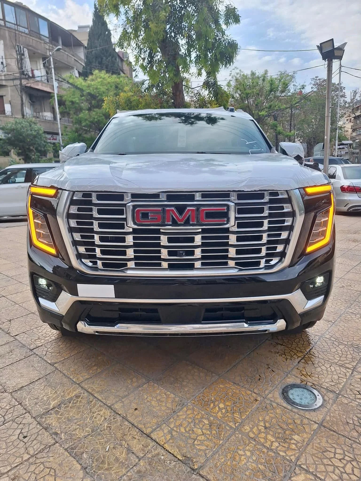 GMC Yukon Denali - دمشق