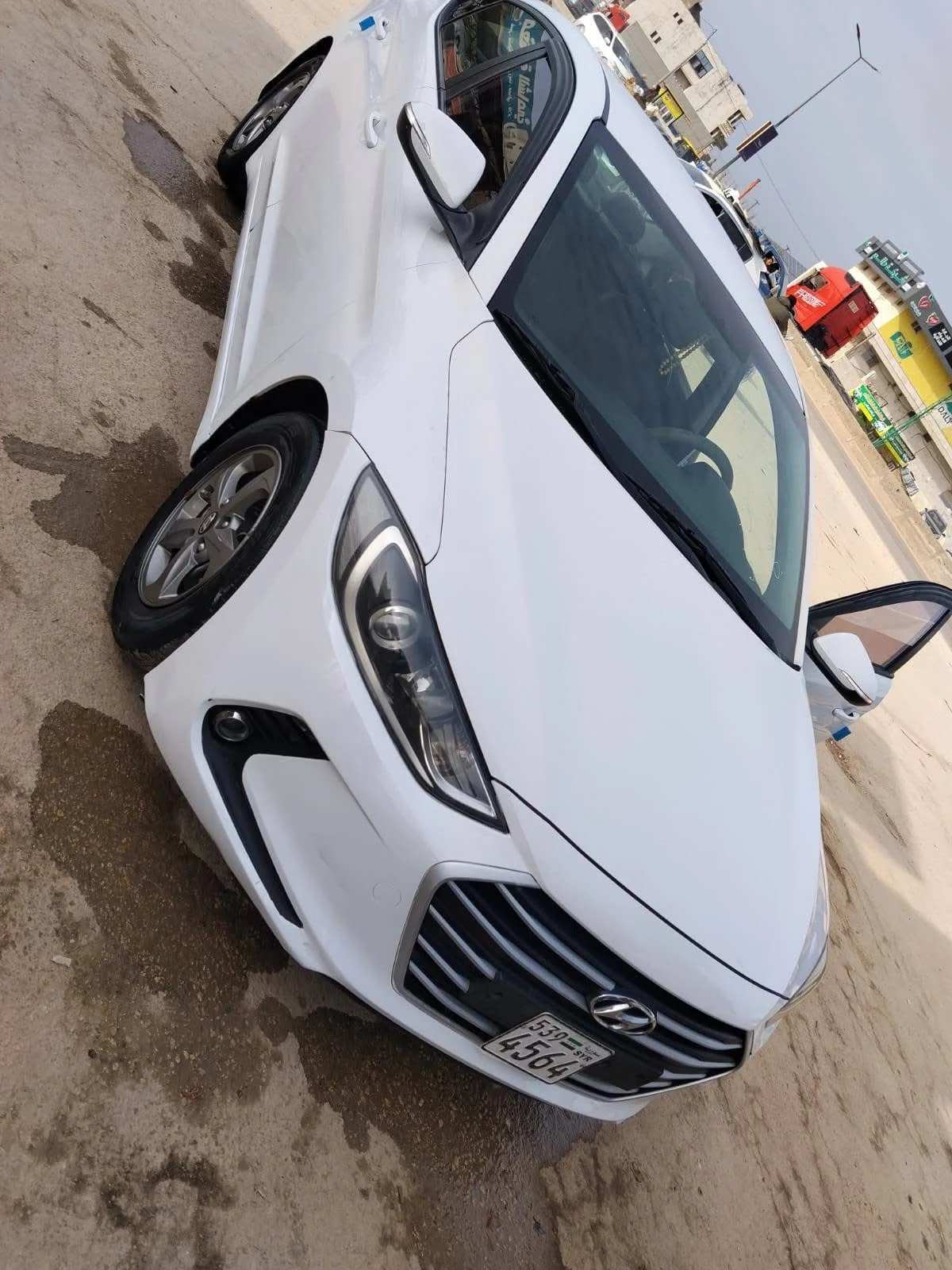 Hyundai Elantra - اللاذقية