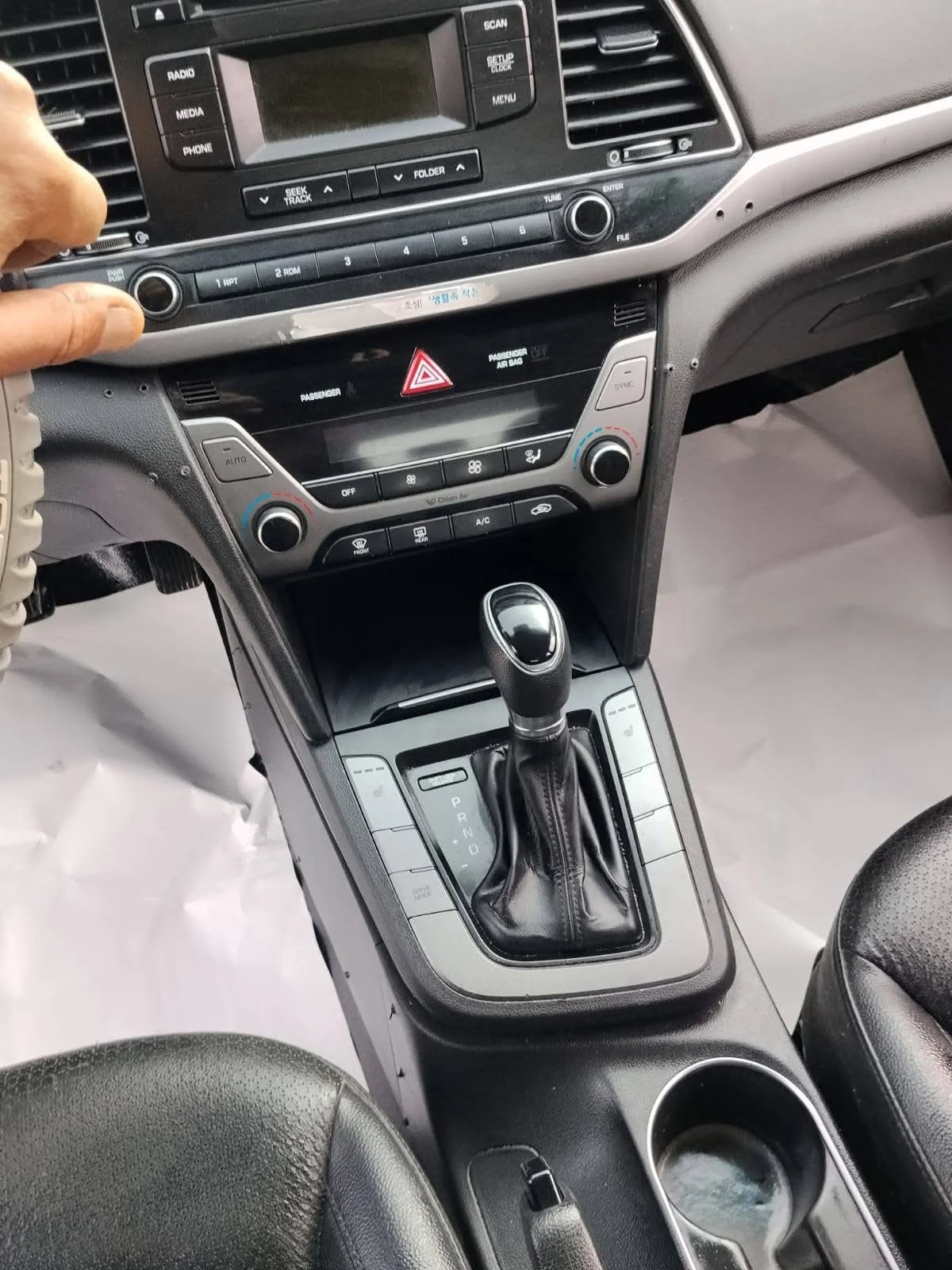 Hyundai Elantra - اللاذقية - صورة 4