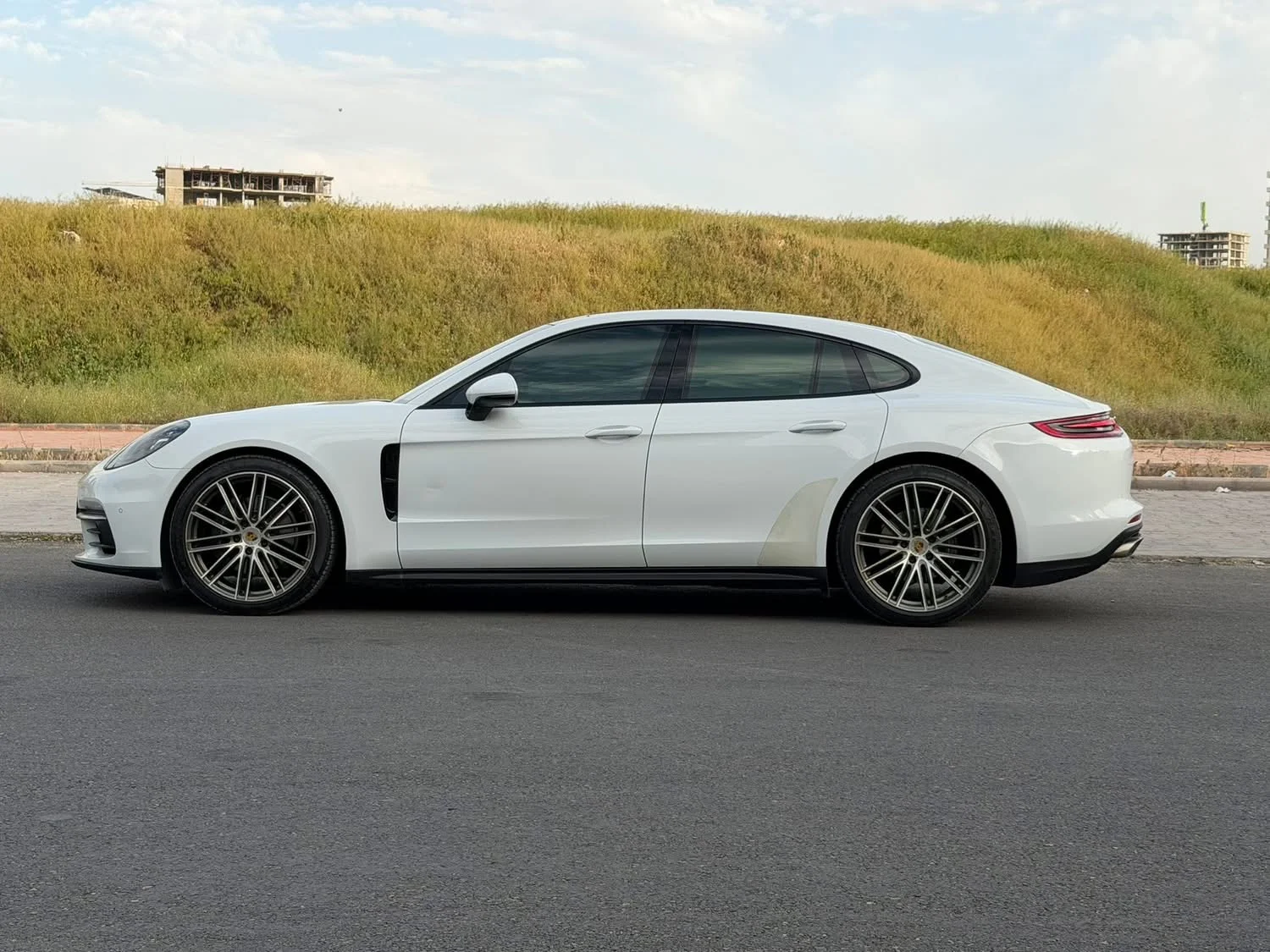 Porsche Panamera - دمشق - صورة 5