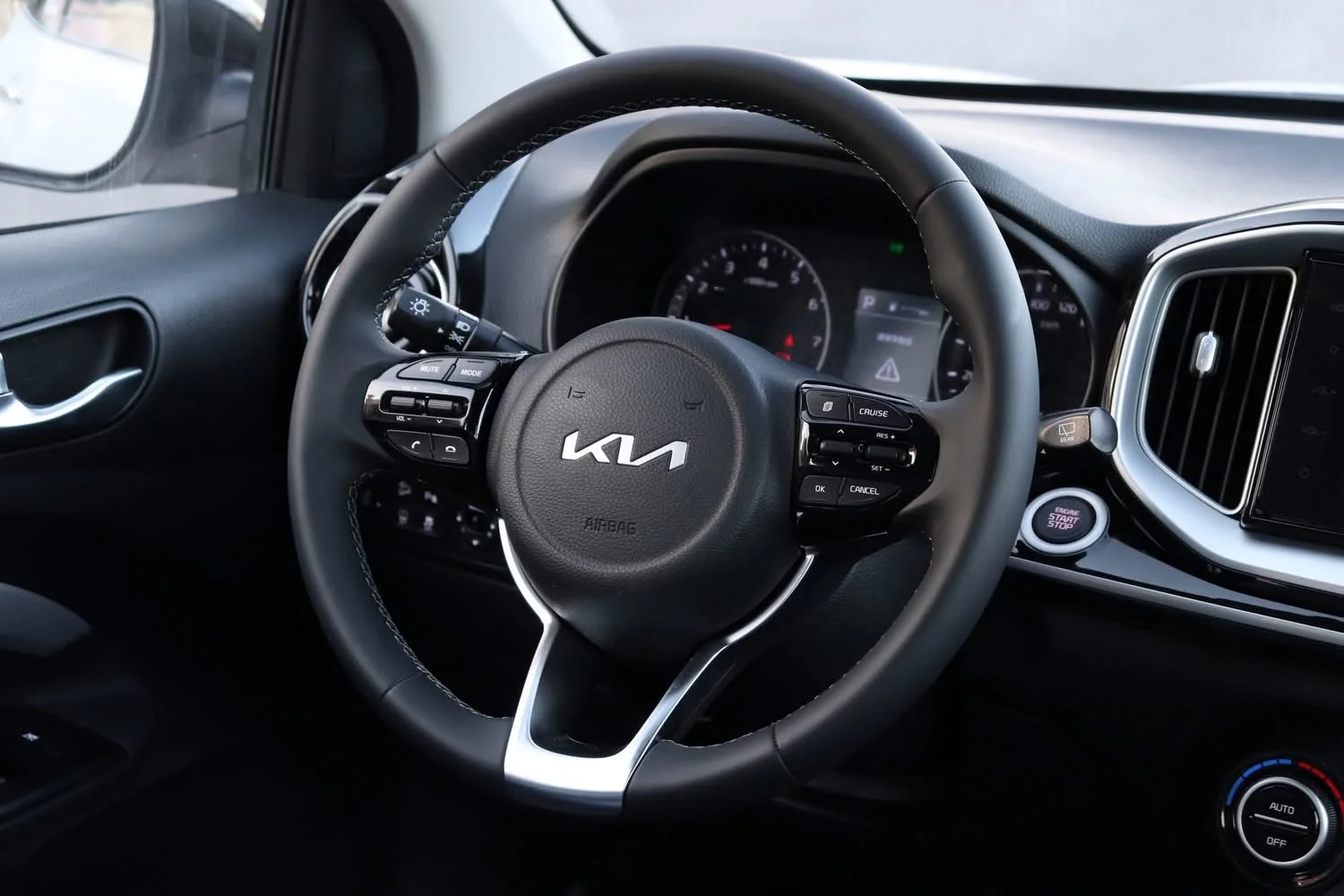Toyota C-HR - دمشق - صورة 3