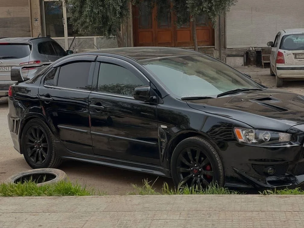 ميتسوبيشي لانسر - حماة