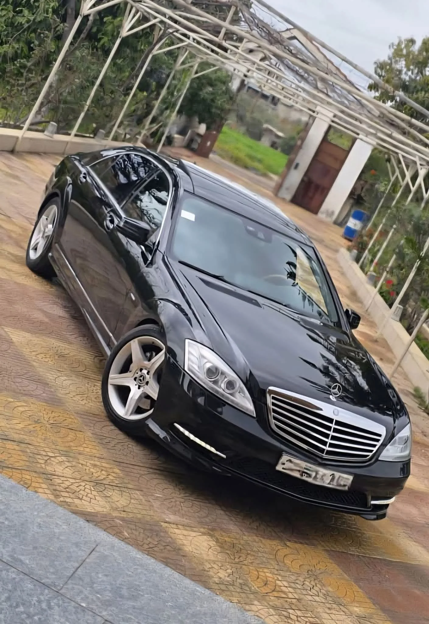 Mercedes S 550 - طرطوس
