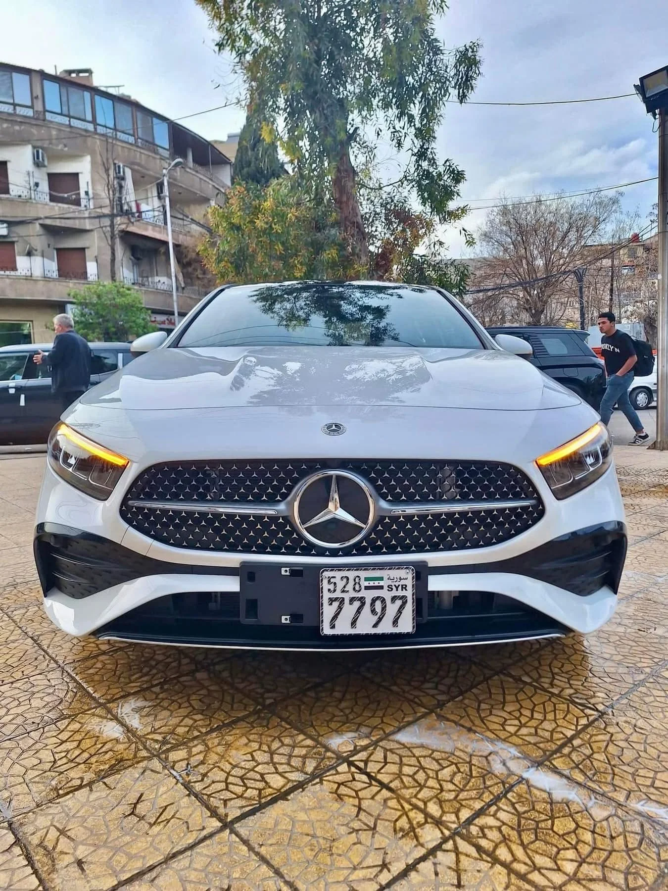 مرسيدس A200 L - دمشق