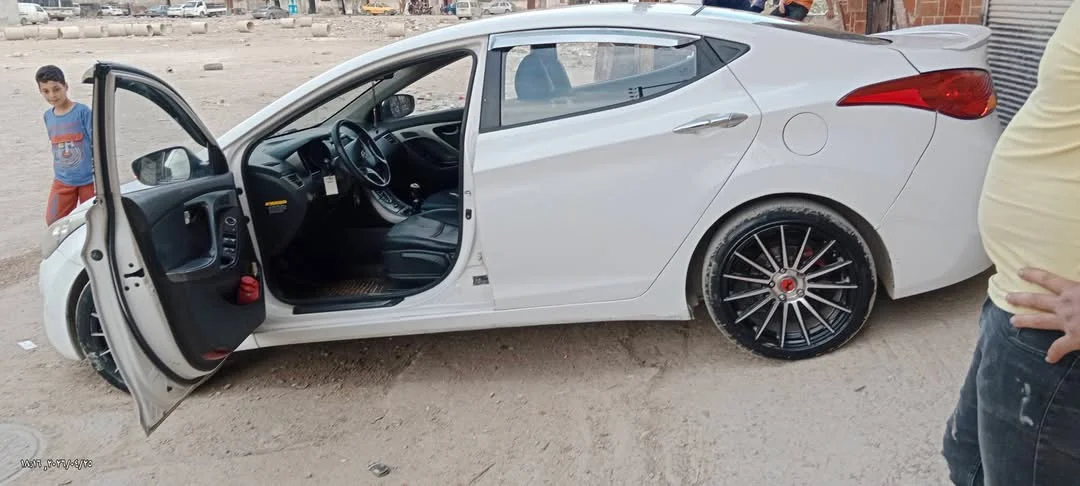 Hyundai Elantra - دمشق - صورة 3