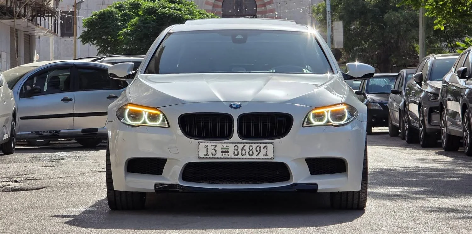 BMW M5 - حماة
