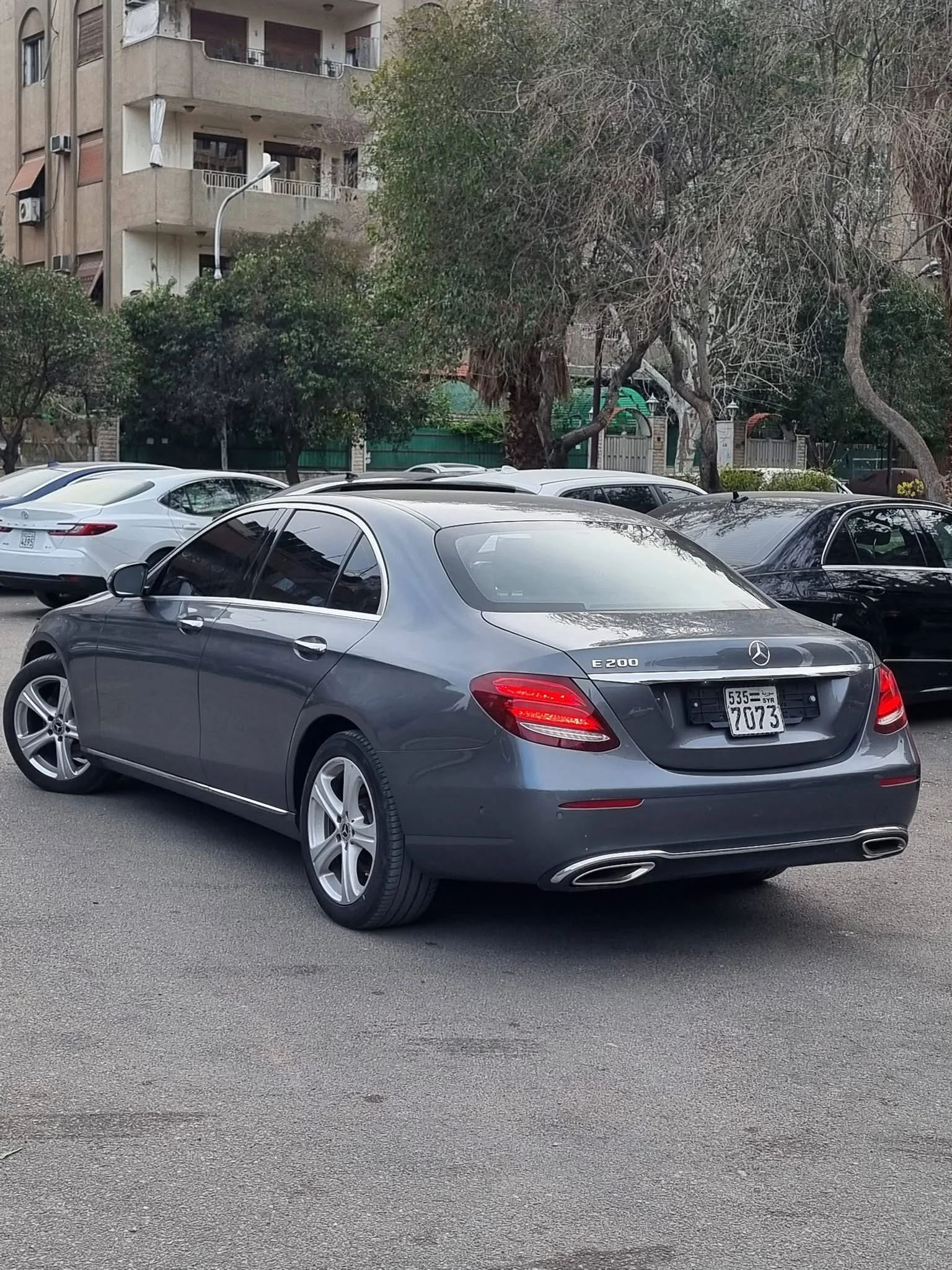 Mercedes-Benz E200 - دمشق