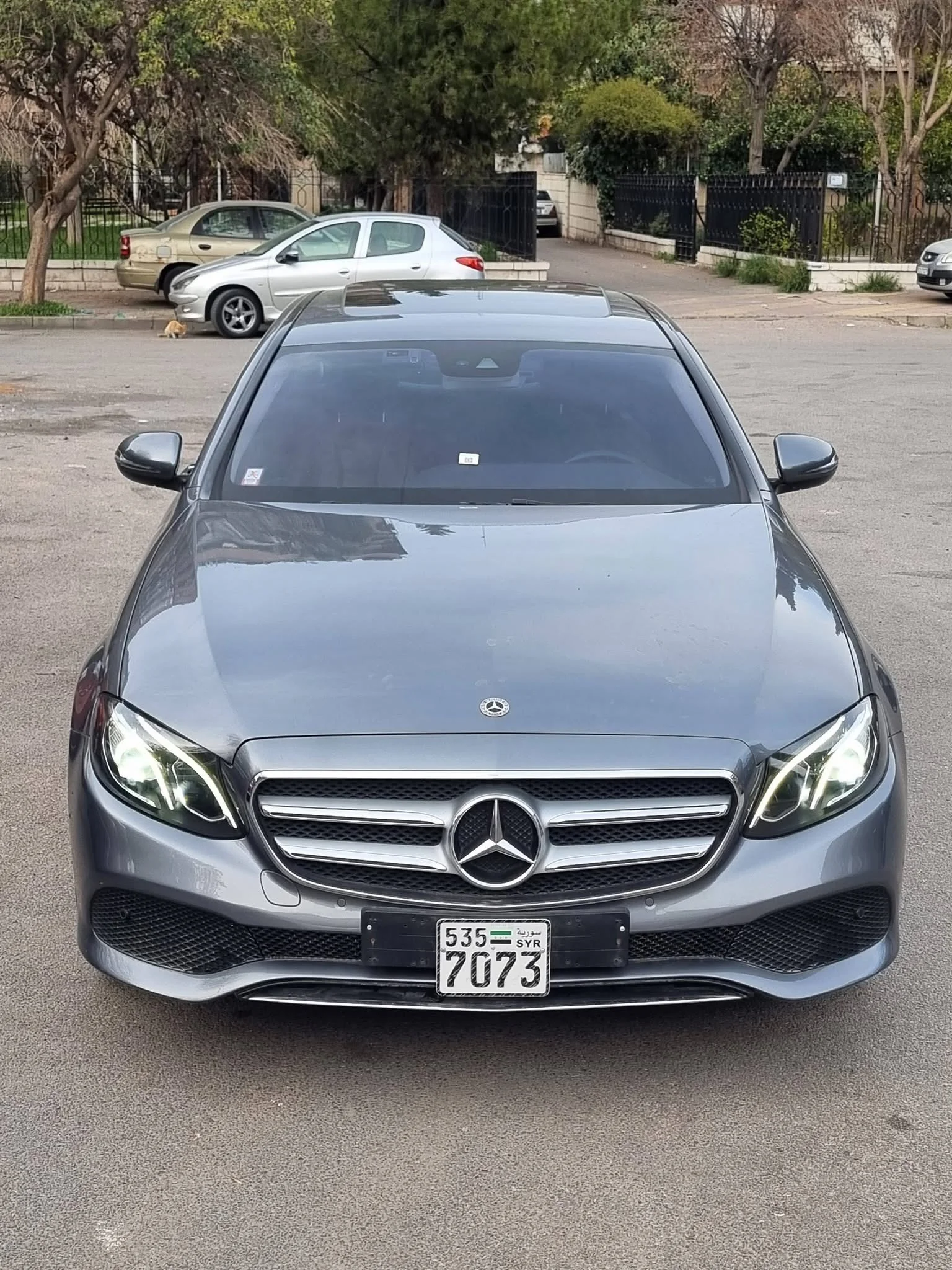 Mercedes-Benz E200 - دمشق - صورة 3