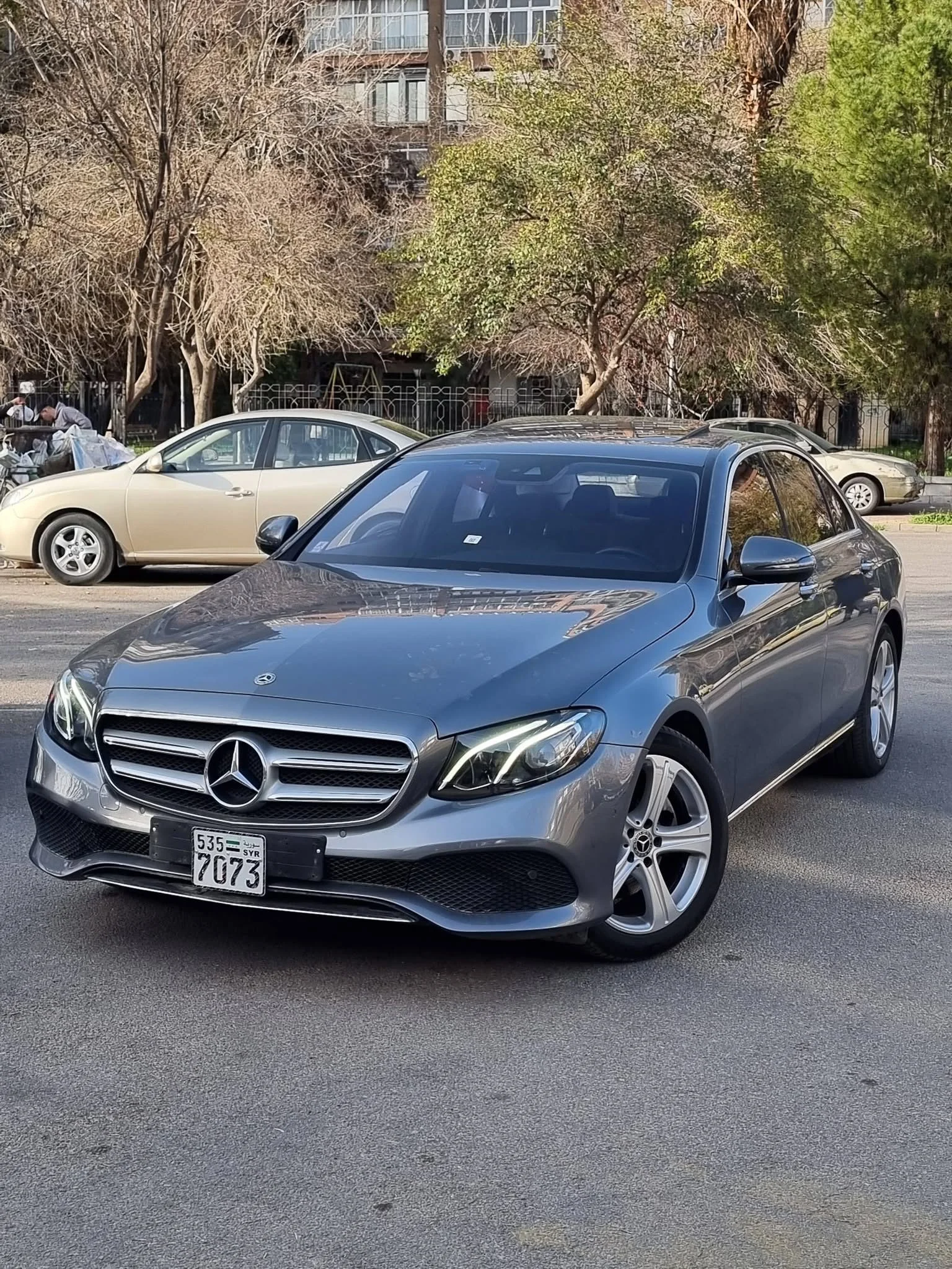 Mercedes-Benz E200 - دمشق - صورة 6