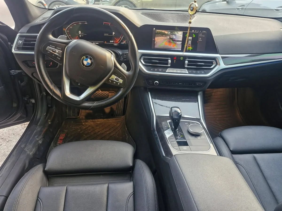 BMW 330i xi - دمشق - صورة 3